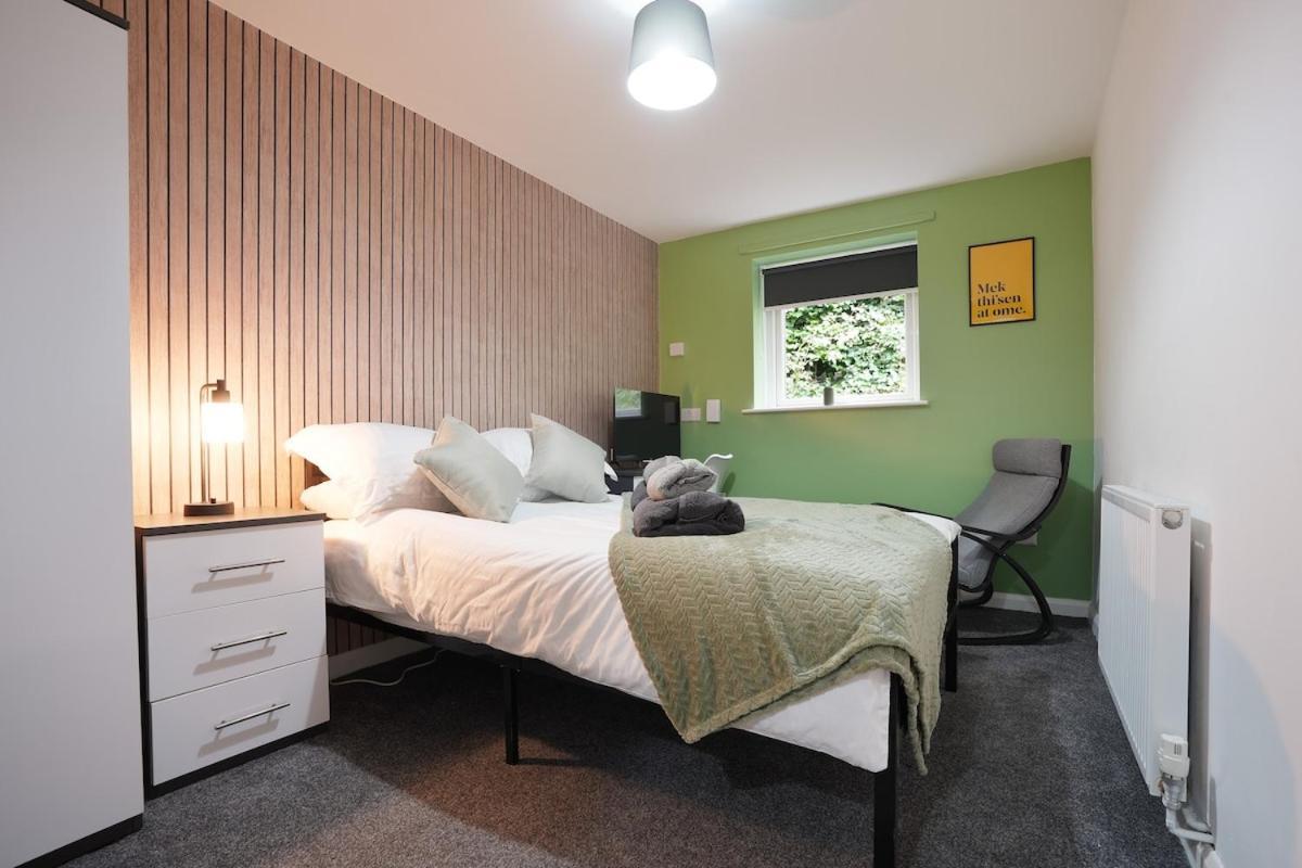 Apartment Modern 4 Bed Town-house, Free Parking Sheffield